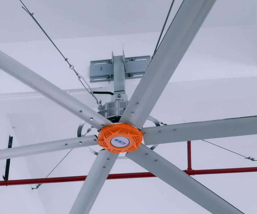 一款解決高溫悶熱的省電節(jié)能設備——大型工業(yè)風扇