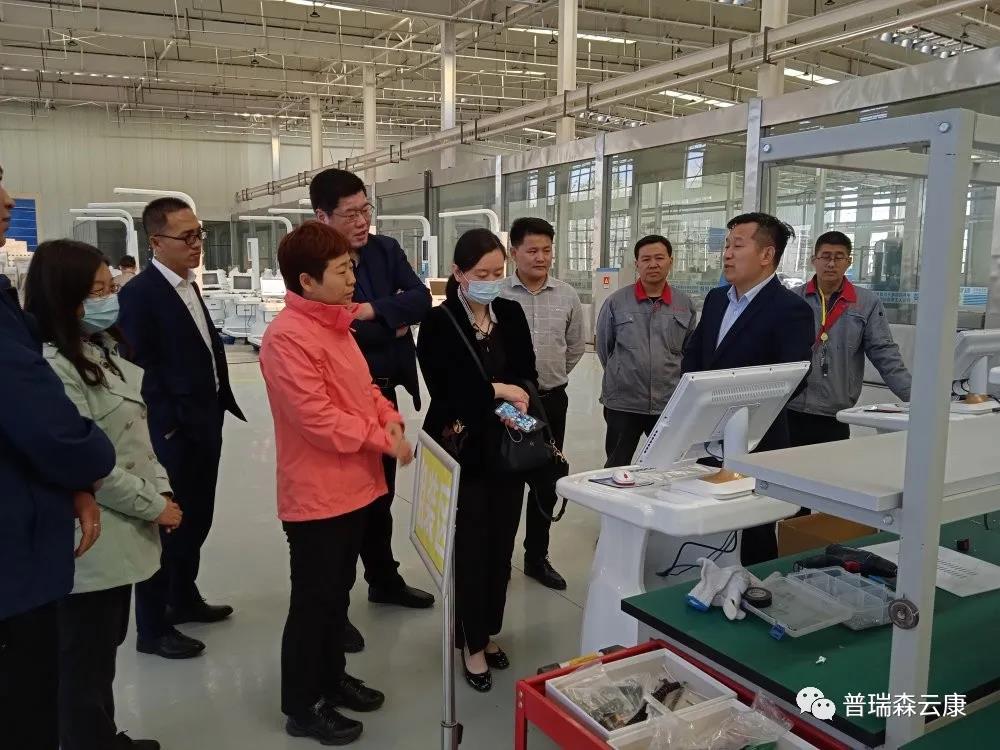 ������һ��Ժ���I(l��ng)��(d��o)�W�R����ɭ���^�������t(y��)������ƽ�_�٫@�϶�